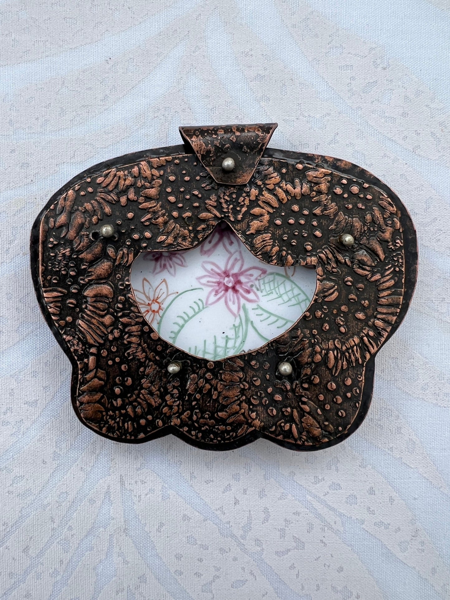 Springtime pendant