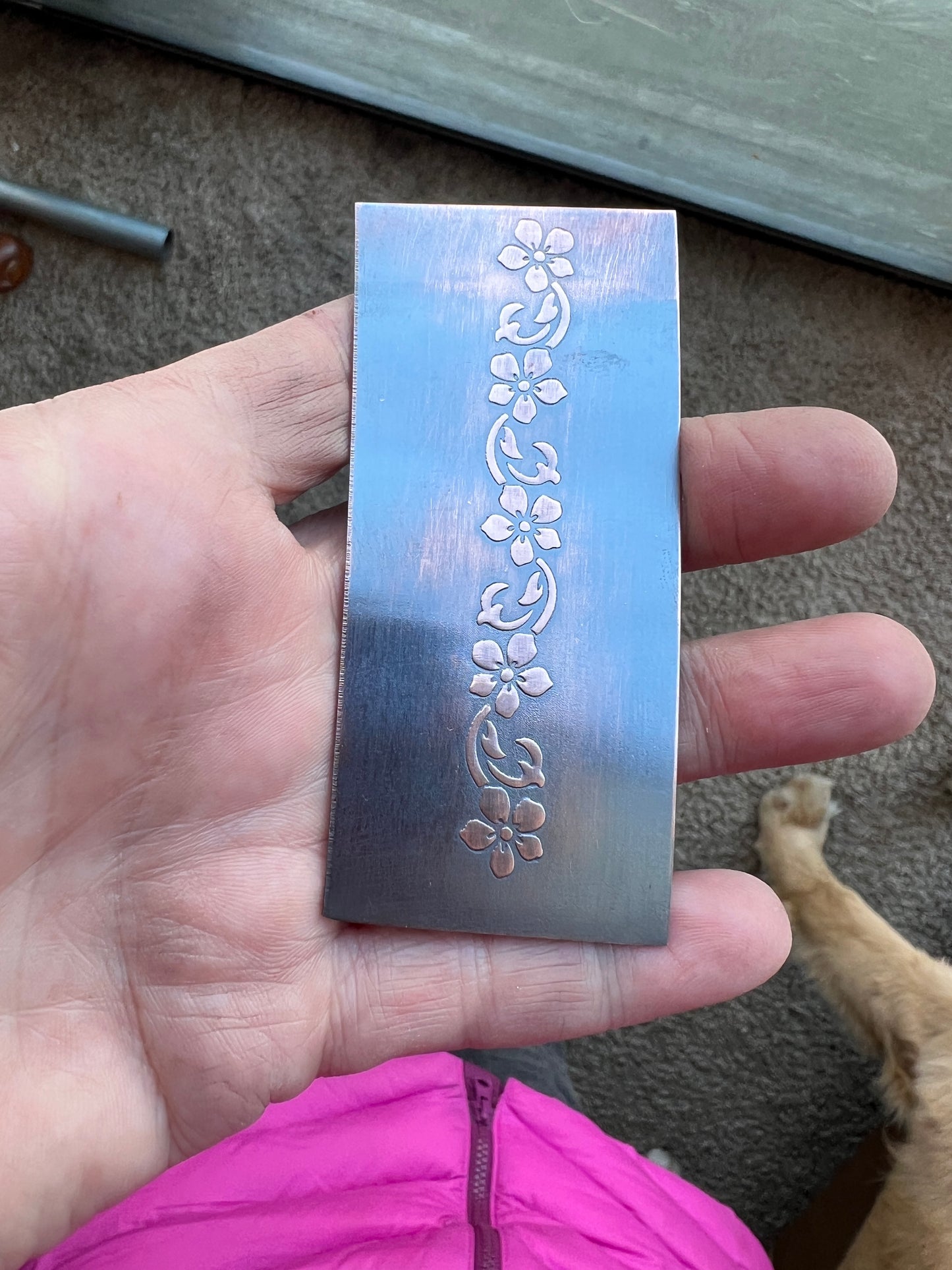 Floral ring band plate