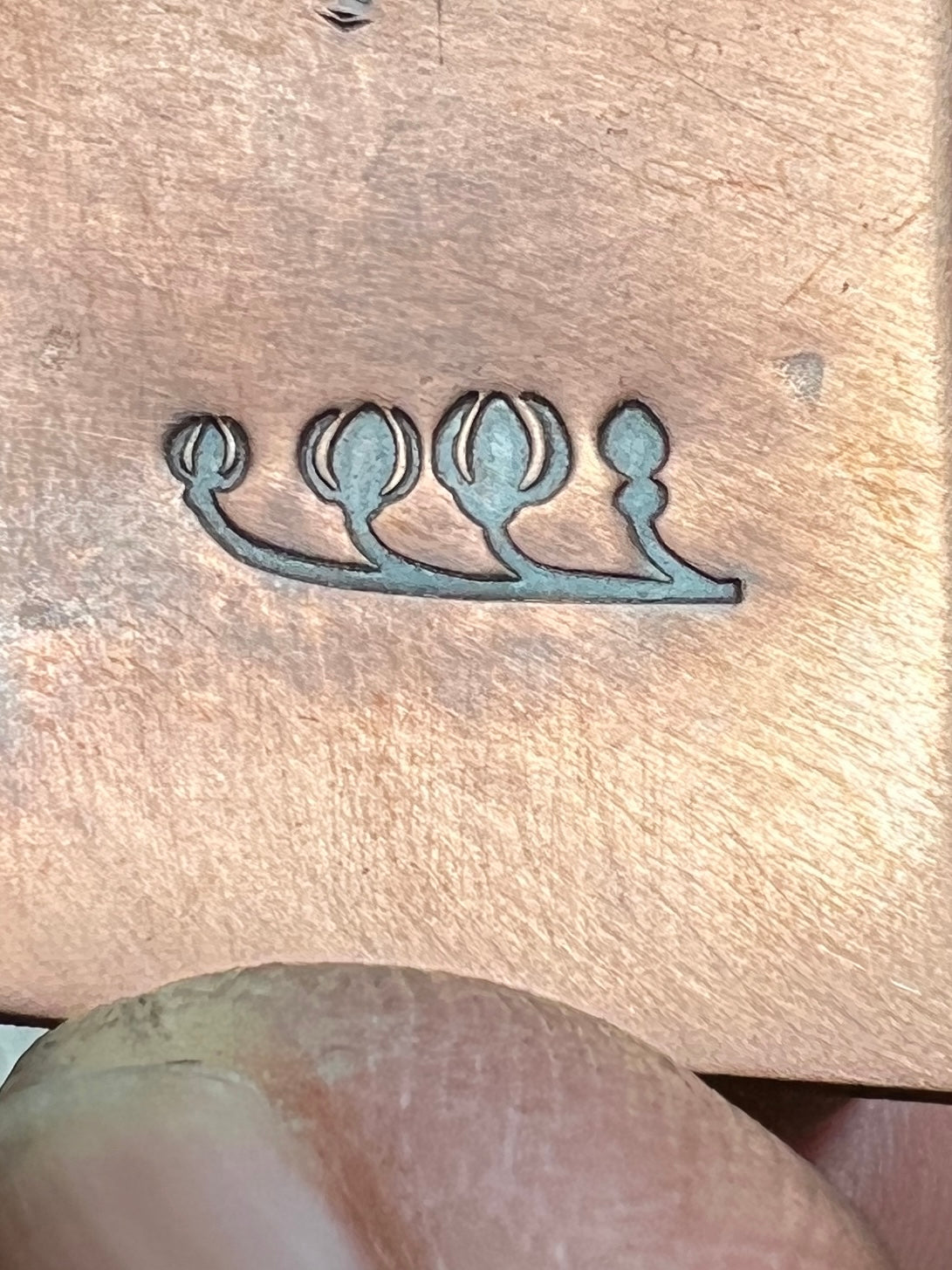 Art nouveau double floral border